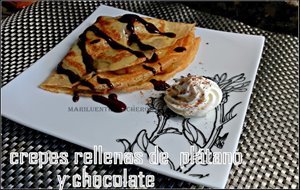 Crepes Rellenas De Plátano Y Chocolate
