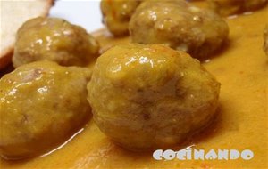 Albondigas En Salsa De Curry
