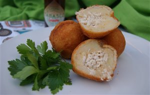 Patatas Crujifundentes Con Pollo ("recetas De Un Bocado")
