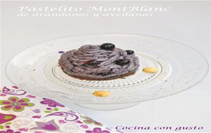 Pastelitos Montblanc, De Arándanos Y Avellanas
