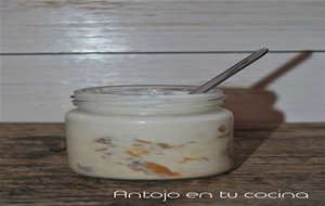 Yogur Casero Con Dátiles
