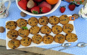 Galletas De Zanahoria, Chocolate Y Nueces
