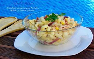 Ensalada De Pasta Con Tortilla, Bonito Y Jamón Serrano
