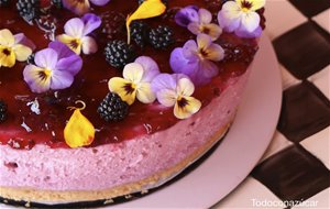 Tarta De Queso Y Moras Silvestres
