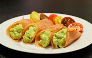 Rollitos De Salmón Y Aguacate
