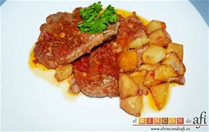 Chuletas De Cerdo De Cuello En Salsa