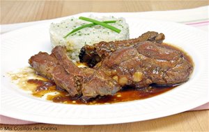 Costilla De Cerdo Con Salsa De Soja
