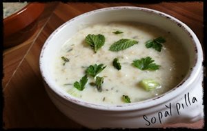 Sopa De Avena Y Yogur De Yottam Ottolengui
