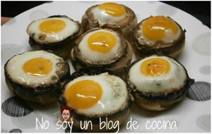 Champiñones Rellenos De Huevos De Codorniz
