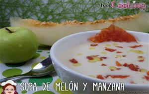 Sopa De Melón Y Manzana Con Jamón