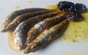 Sardinas Al Horno Con Ciruelas En Salsa De Naranja Al Aroma Andalusí 
