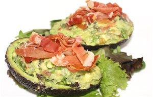 Aguacates Rellenos