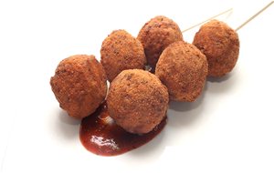 Brochetas De Albóndigas