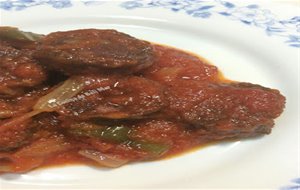 Morcilla Con Tomate 
