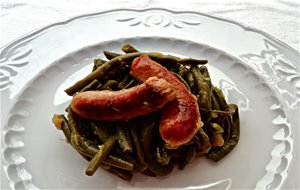 Judías Verdes Al Vino Con Salchichas
