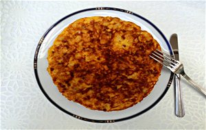 Tortilla De Patatas Chips Y Jamón