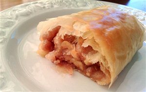 Strudel De Manzana O Apfelstrudel