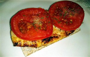 Tostas De Pollo A La Plancha Con Tomate