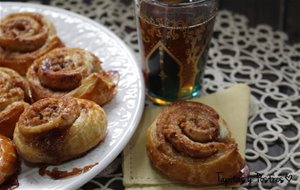 Rollitos De Hojaldre De Canela Y Almendras Crocanti
