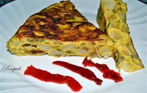 Tortilla De Patata Cebolla Y Calabacín
