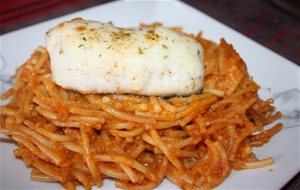 Fideos Con Merluza Gratinada