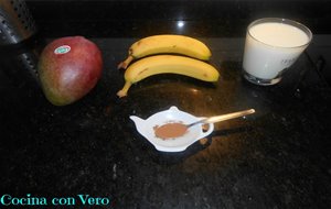 Smoothie De Mango Y Plátano
