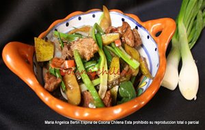 Carne De Cerdo Con Verduras 
