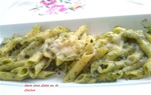 Macarrones Con Bechamel De Albahaca
