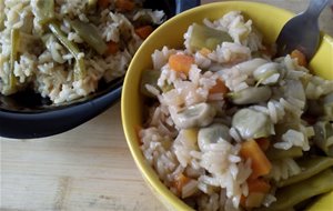 Receta Vegana: Arroz Con Verduras De Temporada Y Salsa De Soja
