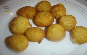 Bolitas De Patata Y Queso			