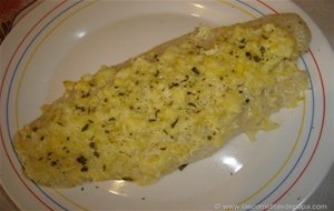 Panga Gratinada Con Queso Y Huevo