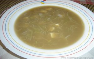 Sopa De Puerro, Tofu Y Miso			