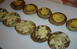 Champi&ntilde;ones Rellenos De Tortilla De Patatas Y De Jam&oacute;n Y Queso