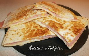 Quesadilla De Jamón Y Queso
