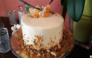 Tarta Mousse De Vainilla Con Corazón De Crema De Mandarina
