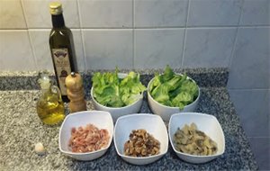 Ensalada Tibia De Jamón Serrano Y Champiñones 
