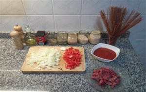 Spaghetti Con Salsa Toto
