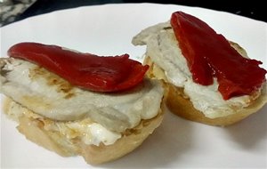 Tapa De Lomo Con Queso Azul Y Pimiento
