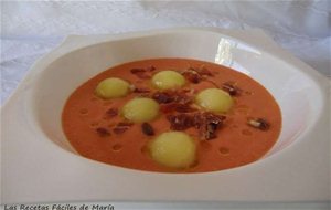 Salmorejo Con Bolitas De Melón