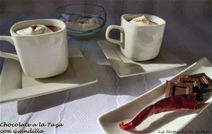 Chocolate A La Taza Con Guindilla