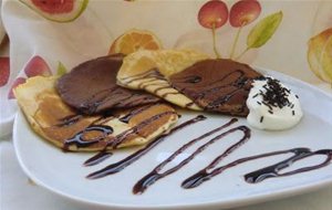 Tortitas Bicolor Con Chocolate Y Nata