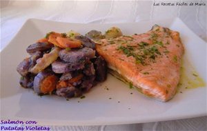 Salmón Al Horno Con Patatas Violetas