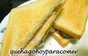 Sandwich De Fiambre De Pavo
