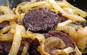 Morcilla "encebollá"
