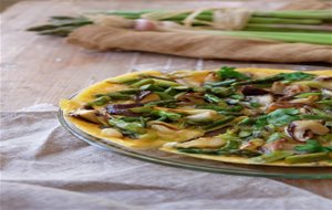 Tortilla Abierta De Trigueros, Shiitake Y Ajetes