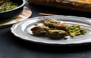 Albóndigas De Ternera Con Guisantes, Baharat Y Limón
